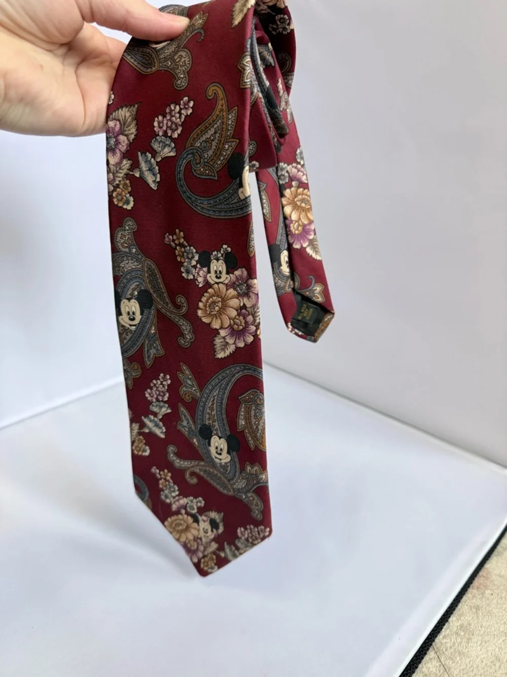Vintage Disney Mickey Mouse Paisley Floral Print Neck Tie 100% Silk Walt Disney - Picture 4 of 7